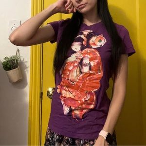💜Women’s Purple Anime Girl Top 🩷 Size: L
